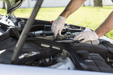 Signs That it is Time to Give Your Car a Tune Up