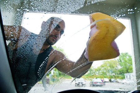 How to get bugs off the front of your car